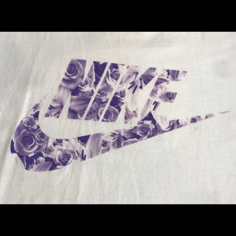Nike T-shirt